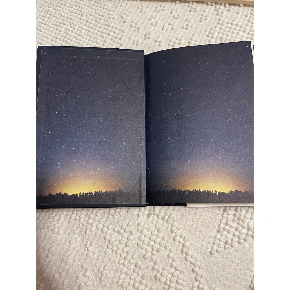 Elevation by Stephen King. 2018.